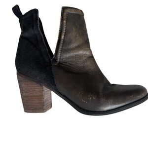 Anthropologie (Diba True) leather and suede midheel ankle boot size 9 1/2